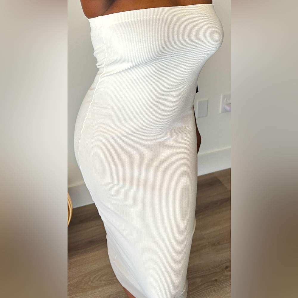**NEVER WORN OMBRÉ DYE WASH DRESS - Picture 4 of 5